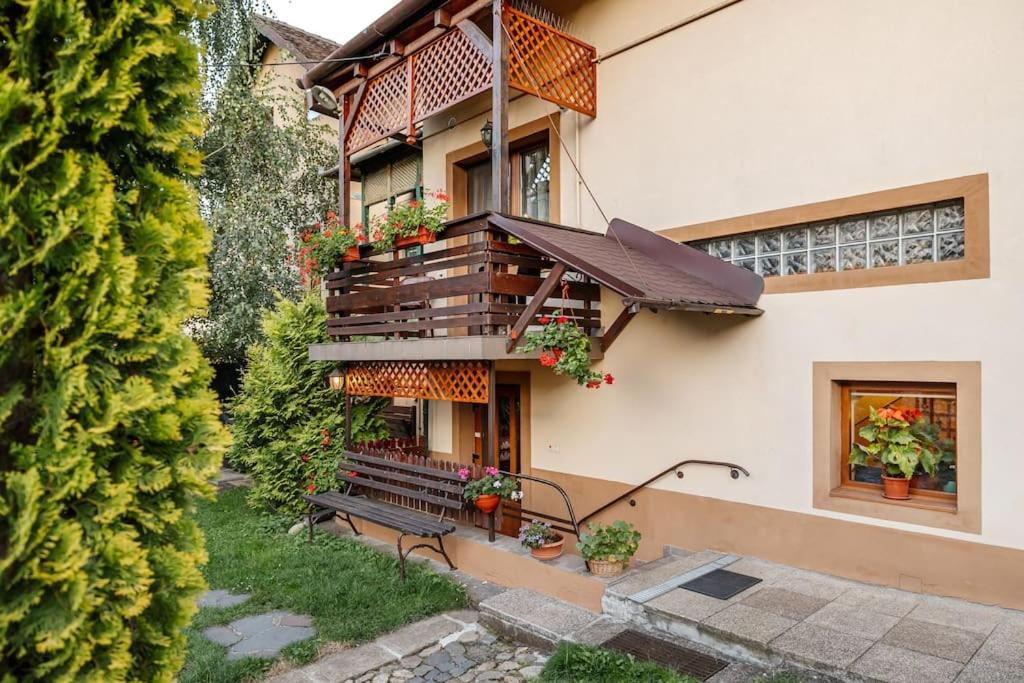 Casa Cu Turn Apartment ซีบิว ภายนอก รูปภาพ