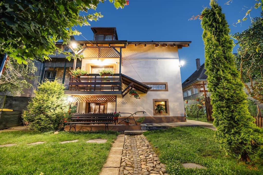 Casa Cu Turn Apartment ซีบิว ภายนอก รูปภาพ